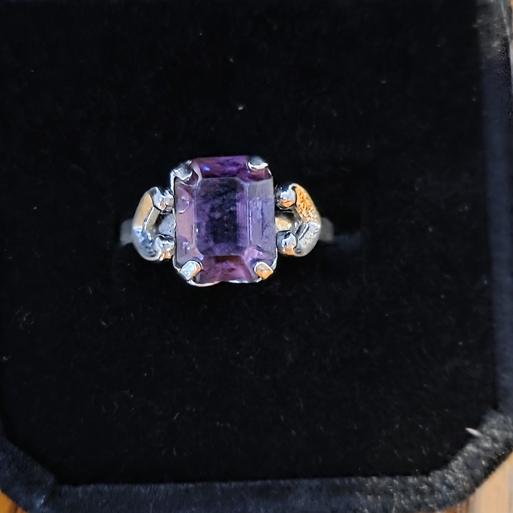 Sterling Silver Amethyst Ring - Purple Gemstone